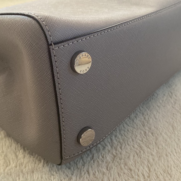 Michael Kors - Light Gray Shoulder Bag - Picture 8 of 11